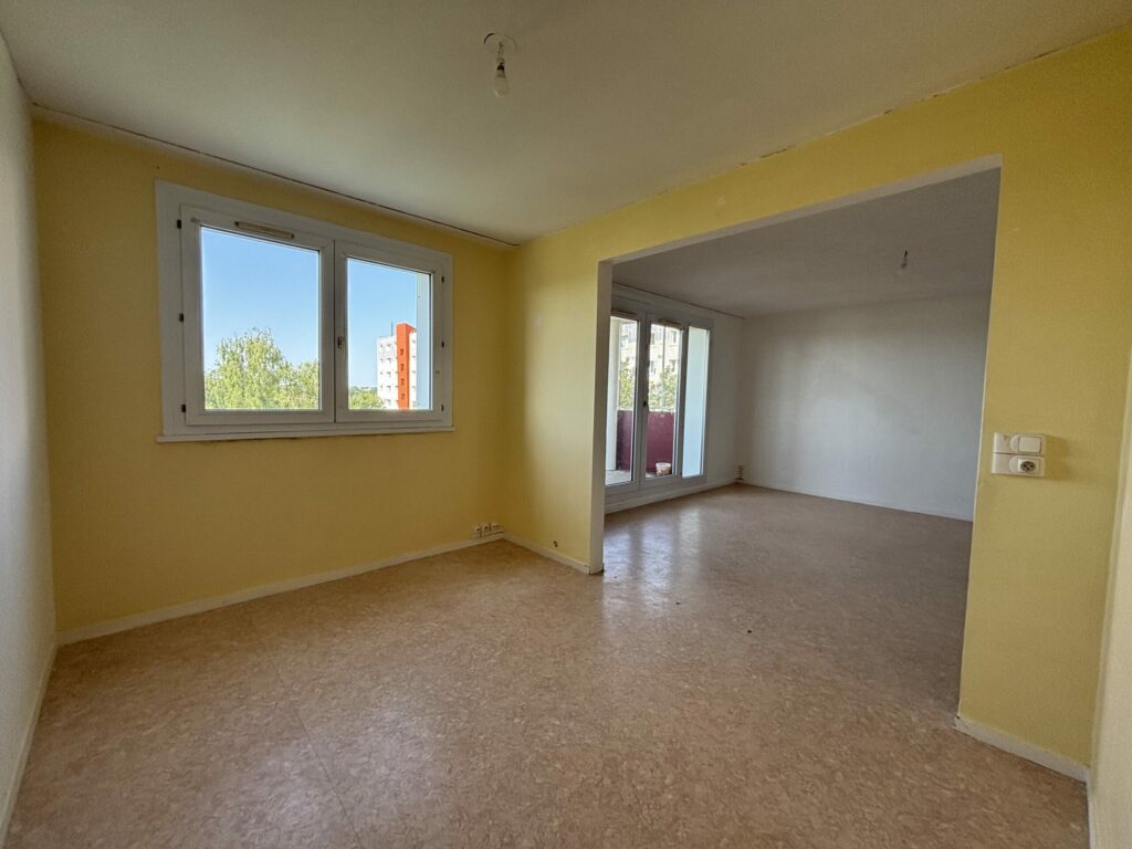 Appartement type 5 avec balcon à Achicourt