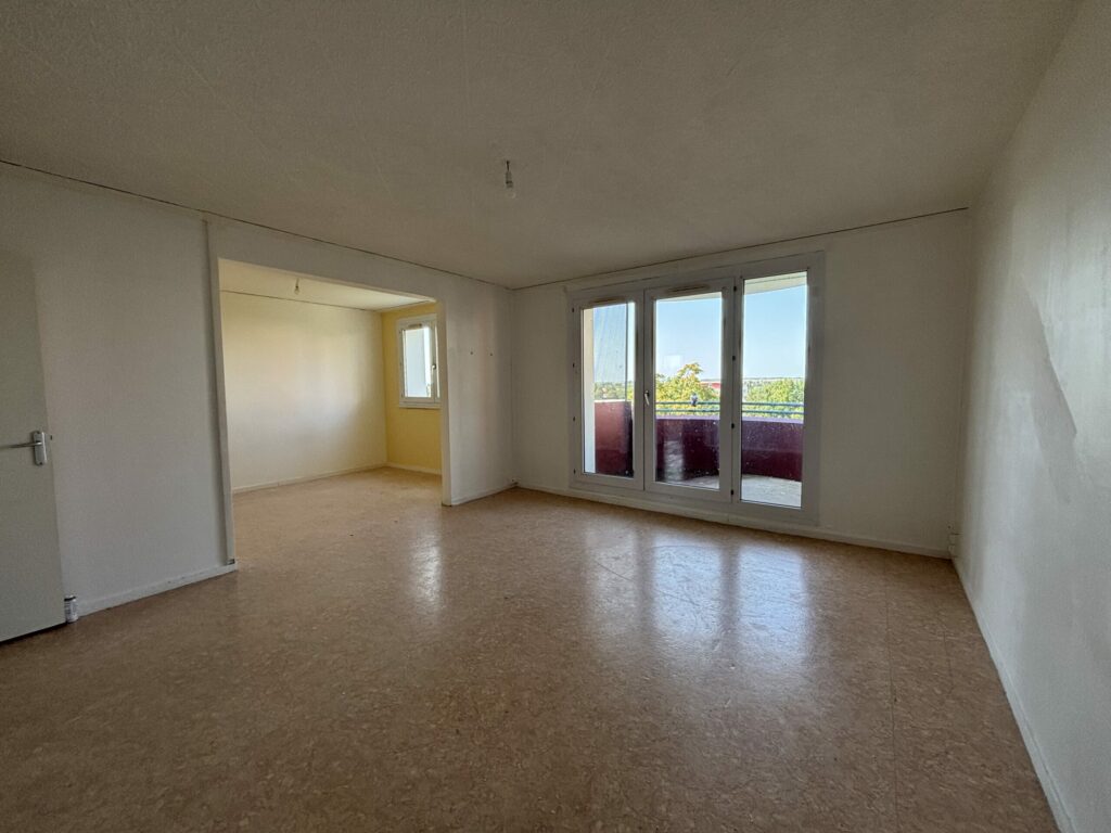 Appartement type 5 avec balcon à Achicourt